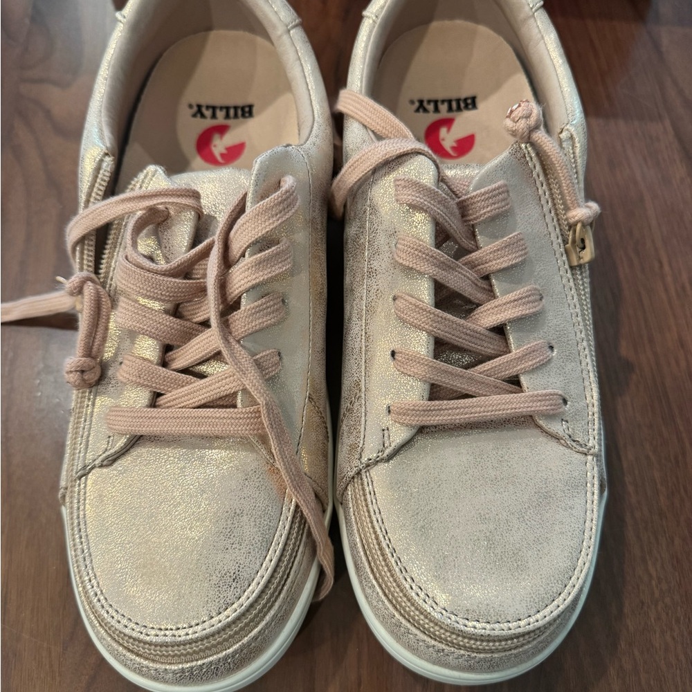 BILLY Women's Rose Gold Sneakers